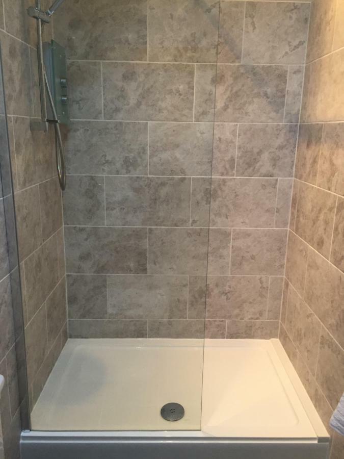 Stapehill Lodge B&B Hampreston Экстерьер фото