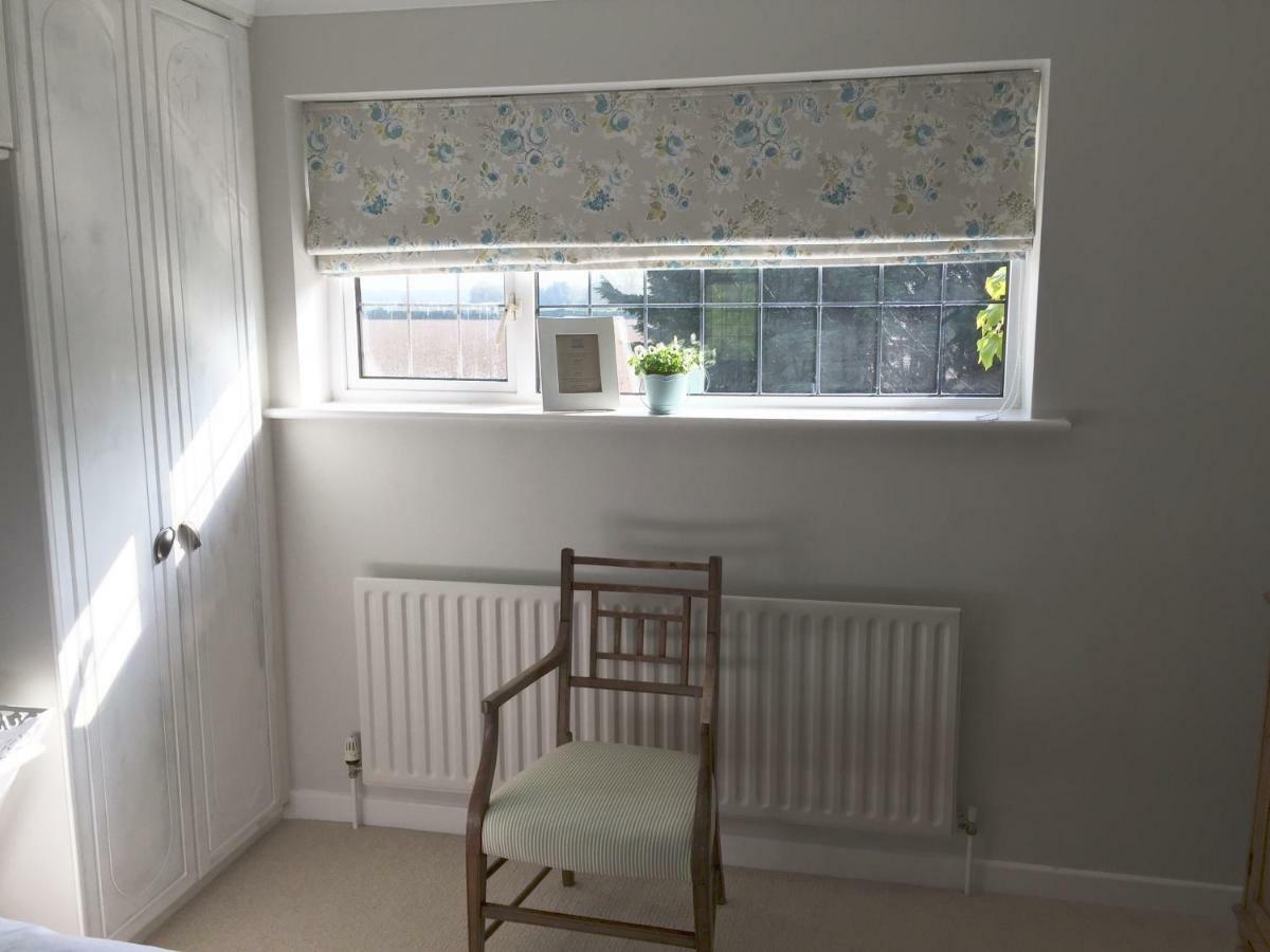 Stapehill Lodge B&B Hampreston Экстерьер фото